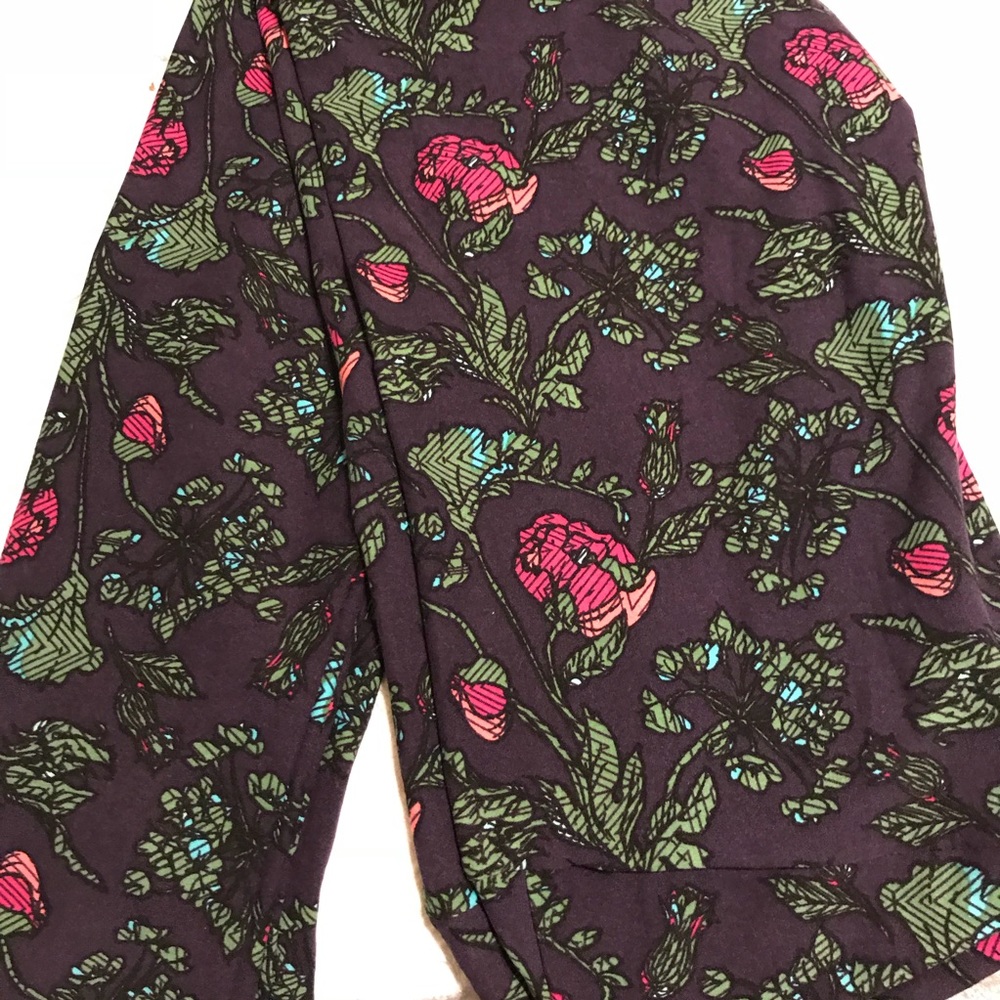 Lularoe TC Floral Leggings. BNWT